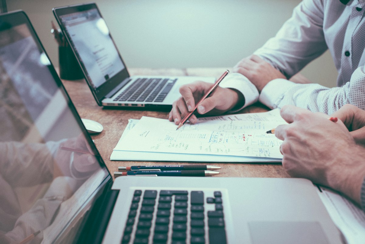 Accompagnement de service, conseil sur mesure et suivi de projet — JD-Services